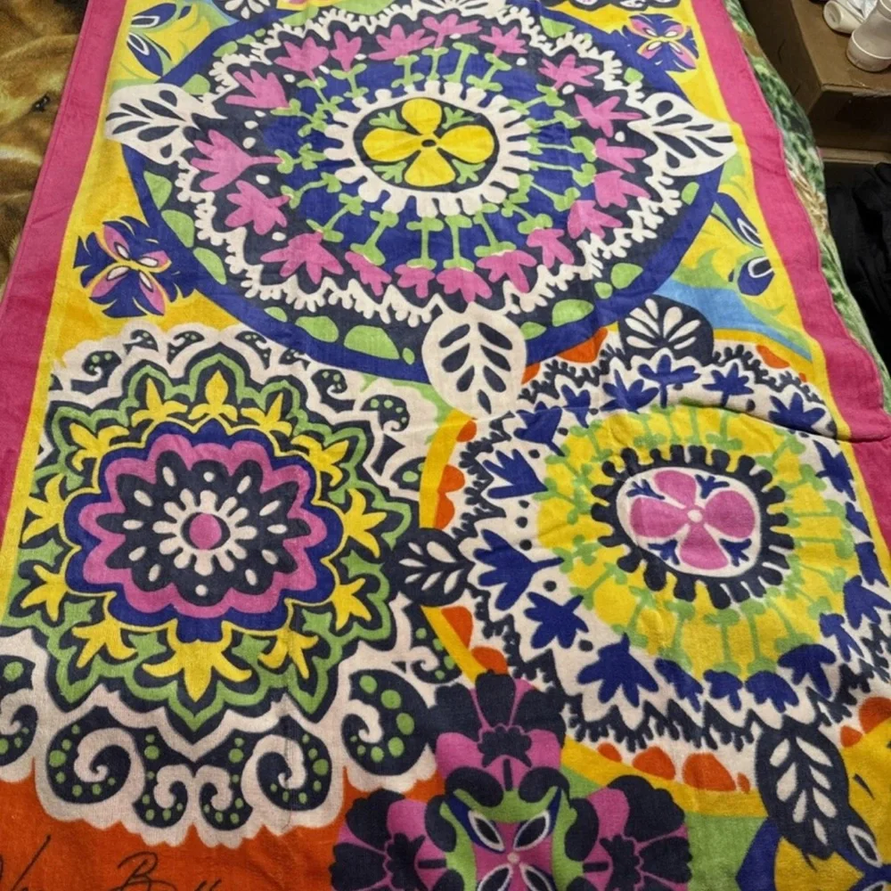 NWT Vera Bradley Rio Beach Towel Retired 66” X 33”